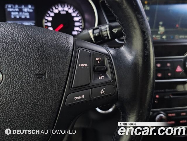 Kia K7 2014 — photo 17