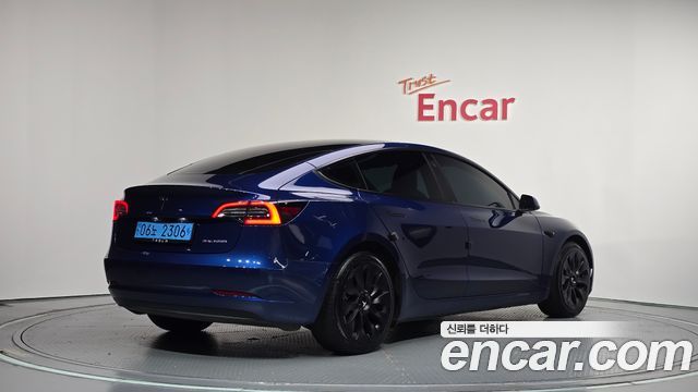 Tesla Model 3 2022 — photo 2