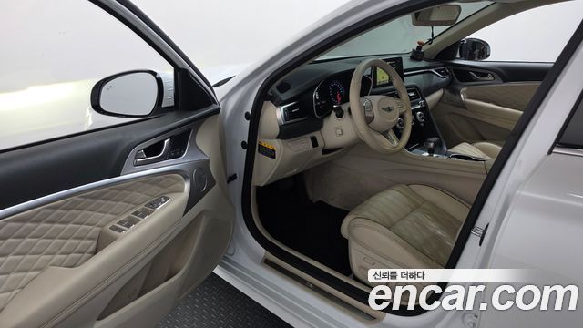 Genesis G70 2020 — photo 13