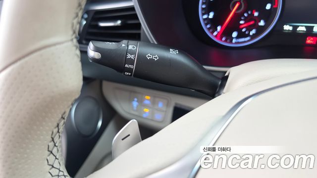 Genesis G70 2020 — photo 31