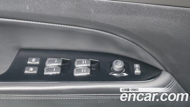 KG Mobility Rexton 2018 — photo 18