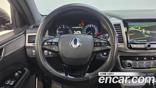 KG Mobility Rexton 2018 — photo 20