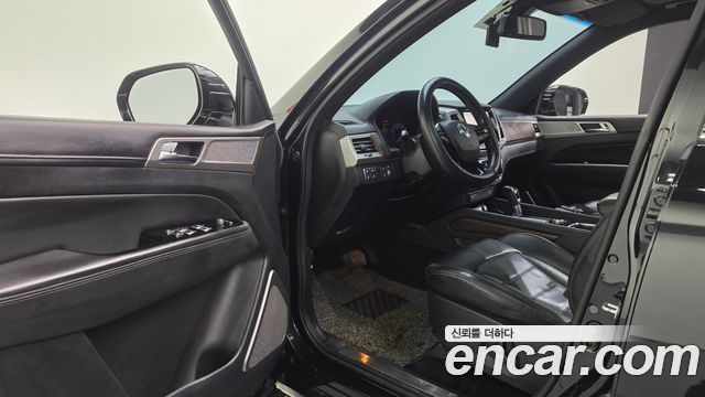 KG Mobility Rexton 2018 — photo 16