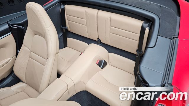 Porsche 911 2022 — photo 17