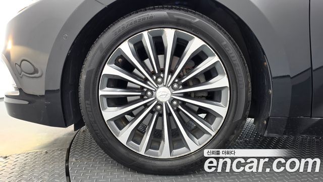 Hyundai Grandeur 2014 — photo 5