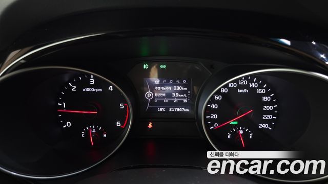 Kia Canival 2015 — photo 8