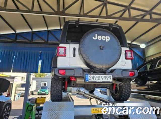 Jeep Wrangler 2022 — photo 2