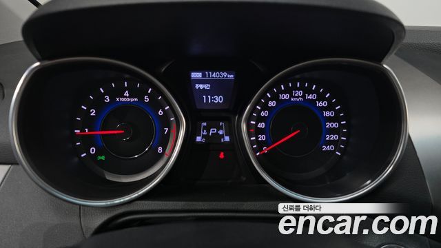 Hyundai AVANTE 2014 — photo 11
