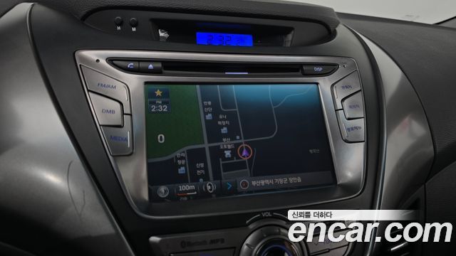 Hyundai AVANTE 2014 — photo 20