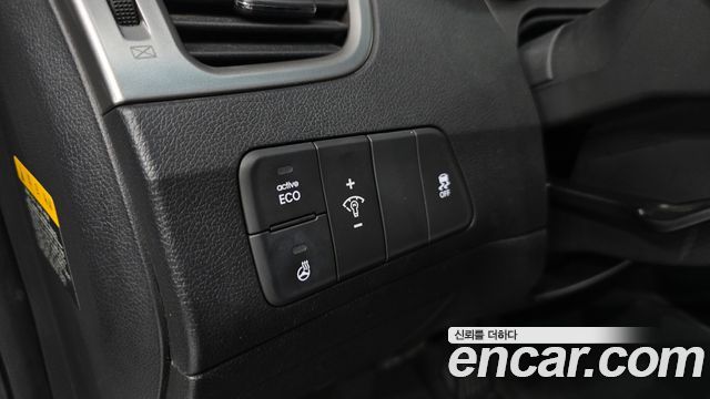 Hyundai AVANTE 2014 — photo 23