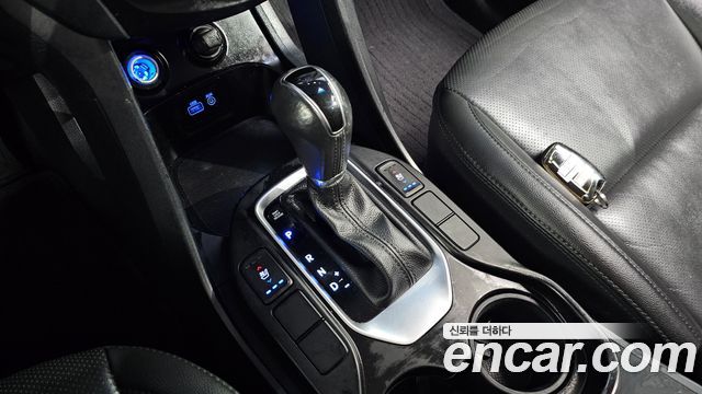 Hyundai Santafe 2017 — photo 12