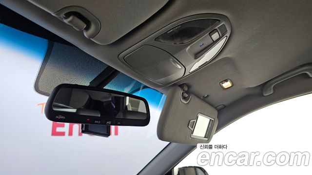Hyundai Santafe 2017 — photo 28