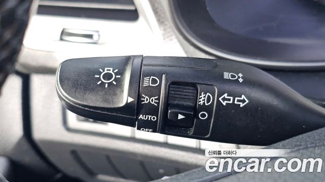 Hyundai Santafe 2017 — photo 29