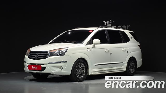 KG Mobility KORANDO 2015 — photo 1