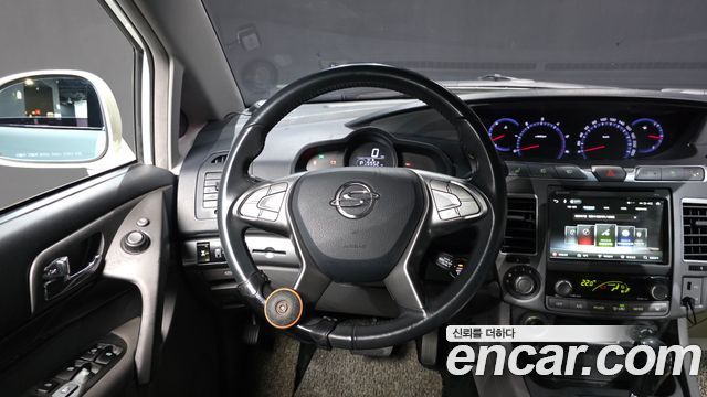 KG Mobility KORANDO 2015 — photo 13