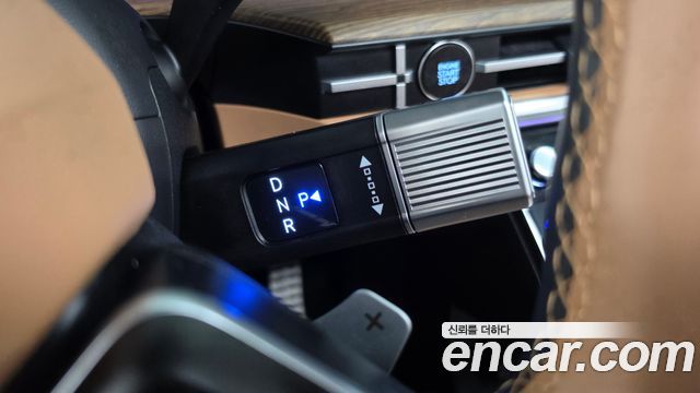 Hyundai Santafe 2025 — photo 12