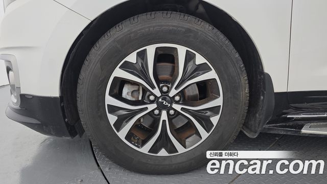 Kia Canival 2015 — photo 5