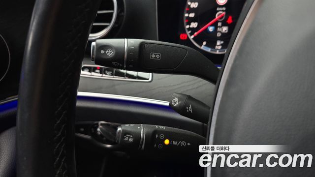 Mercedes-Benz E-Class 2017 — photo 33