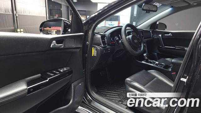 Kia Sportage 2016 — photo 13
