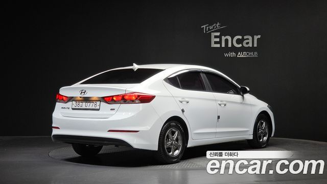 Hyundai AVANTE 2016 — photo 2