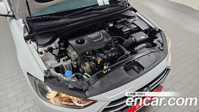 Hyundai AVANTE 2016 — photo 6