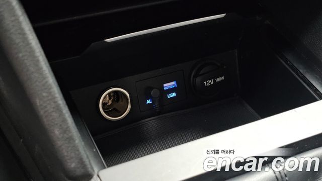 Hyundai AVANTE 2016 — photo 18