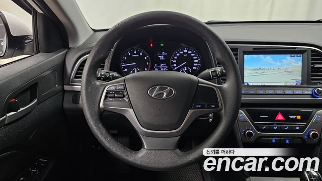 Hyundai AVANTE 2016 — photo 20