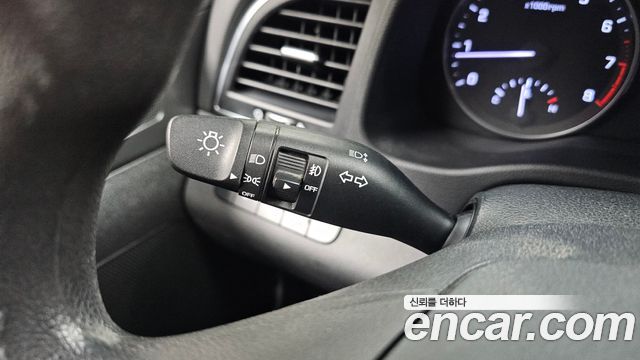 Hyundai AVANTE 2016 — photo 30