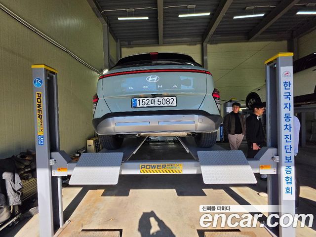 Hyundai Kona 2023 — photo 2