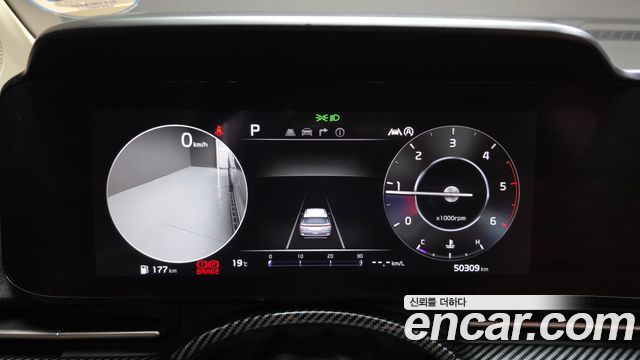 Kia Canival 2023 — photo 8