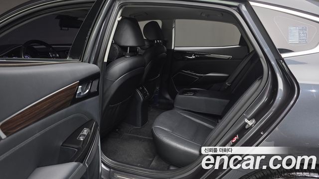 Kia K7 2019 — photo 16
