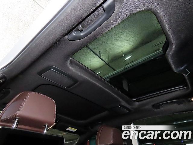 BMW 7-Series 2017 — photo 15