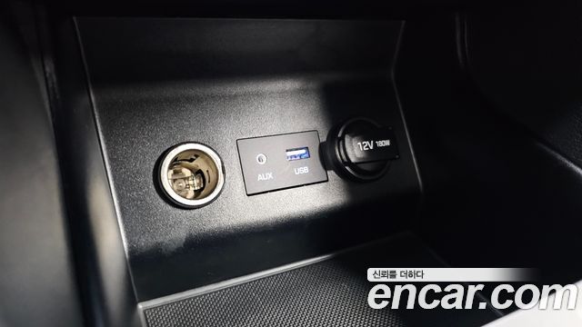 Hyundai AVANTE 2019 — photo 18