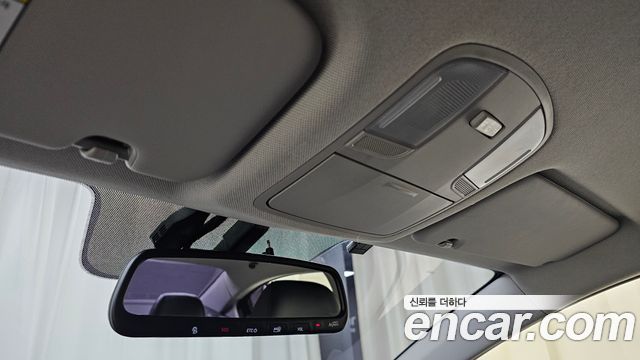 Hyundai AVANTE 2019 — photo 25