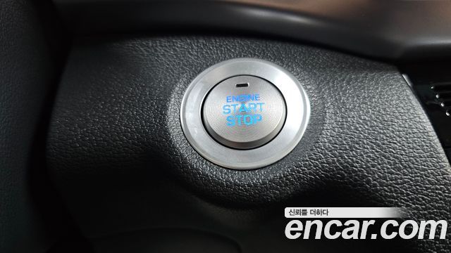 Hyundai AVANTE 2019 — photo 28