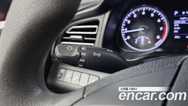 Hyundai AVANTE 2019 — photo 30