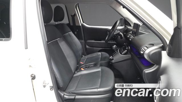 Hyundai Casper 2022 — photo 11