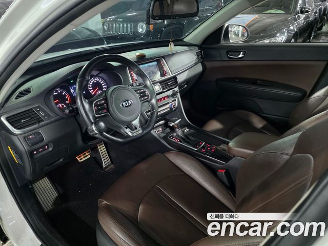 Kia K5 2016 — photo 9