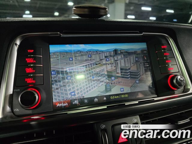 Kia K5 2016 — photo 12