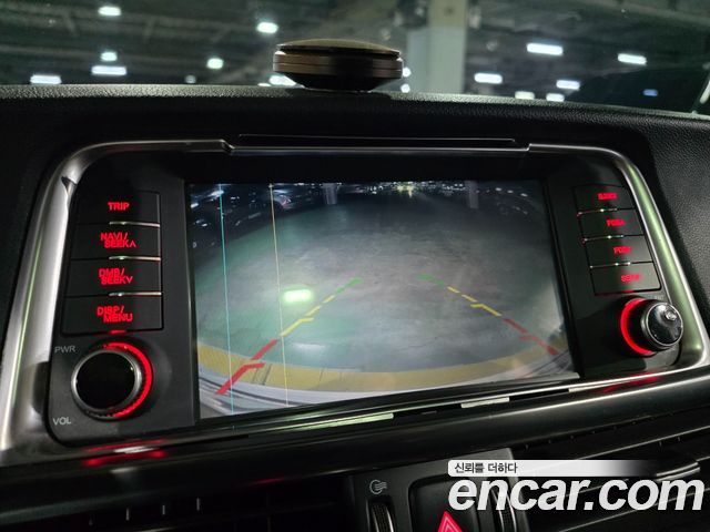 Kia K5 2016 — photo 13