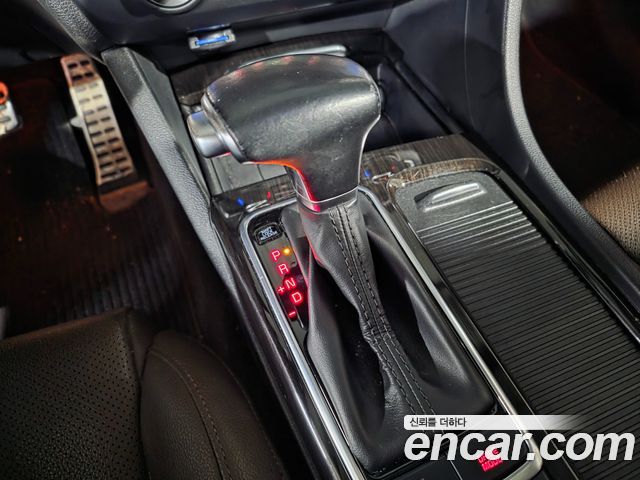 Kia K5 2016 — photo 15