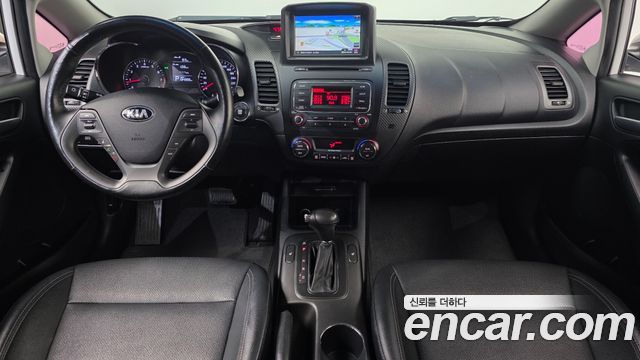 Kia K3 2013 — photo 7