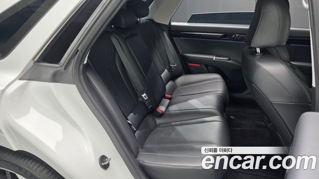 Hyundai Grandeur 2023 — photo 17