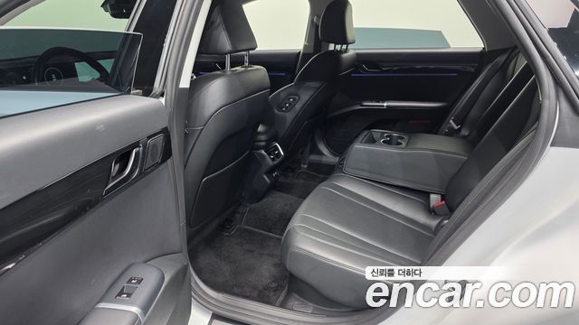 Hyundai Grandeur 2023 — photo 18