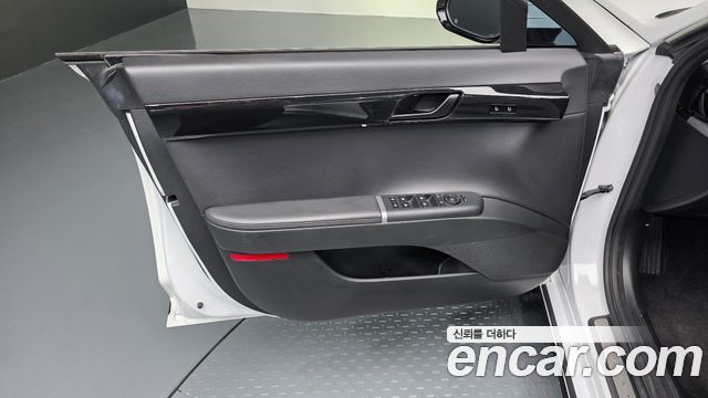 Hyundai Grandeur 2023 — photo 14