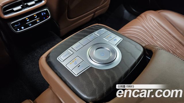 Genesis G80 2021 — photo 32