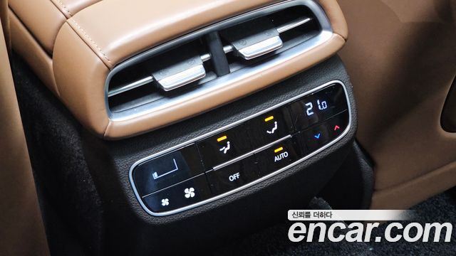 Genesis G80 2021 — photo 33