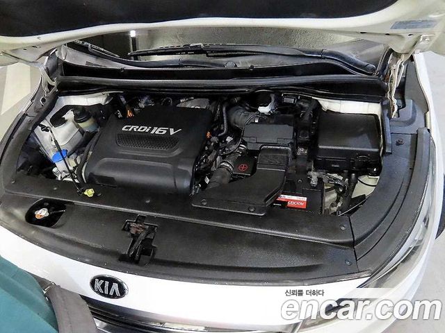 Kia Canival 2015 — photo 19