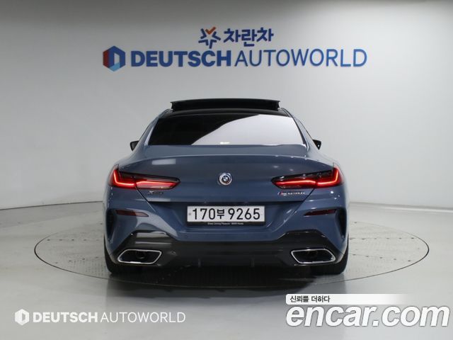 BMW 8-Series 2020 — photo 4