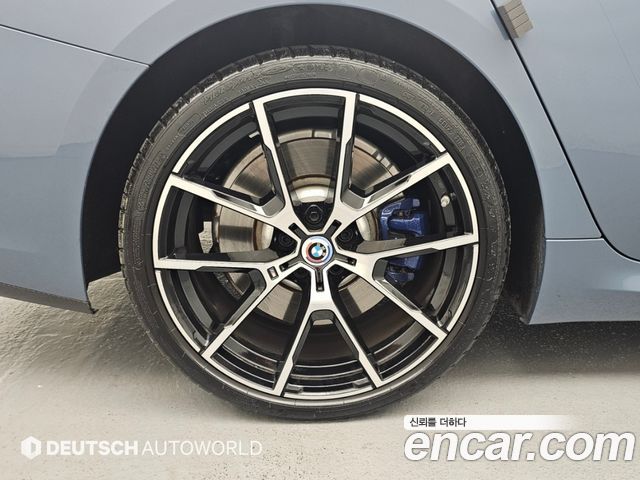 BMW 8-Series 2020 — photo 5